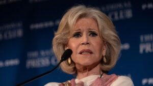 Uväznite bielych mužov, aby zachránili planétu – Jane Fonda