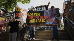Prezident obhajuje zákon proti homosexuálom
