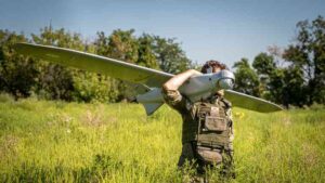 Viacero dronov zachytených nad Krymom – MOD