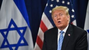Trump ponúka návštevu Izraela