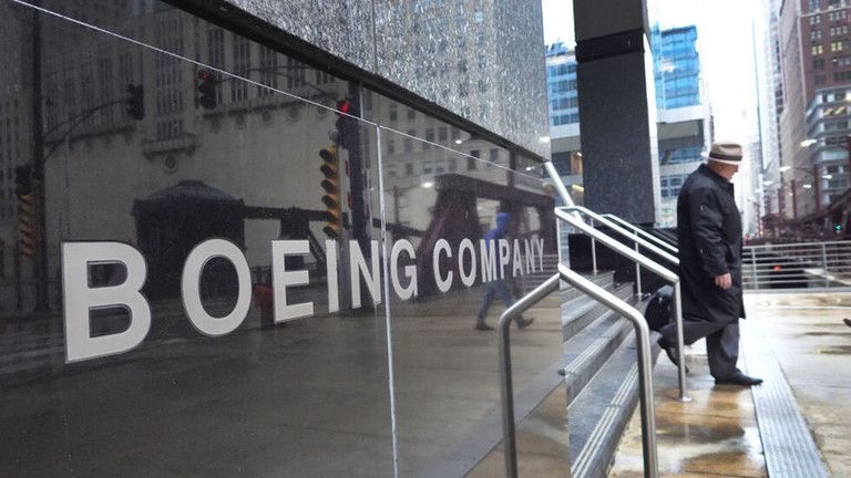 Boeing zvažuje predaj obranných prostriedkov – Bloomberg Boeing zvažuje predaj obranných prostriedkov – Bloomberg