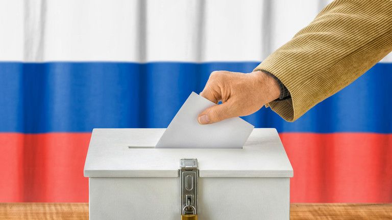 Ruskí poslanci schválili zákon, ktorý zakazuje „zahraničným agentom“ účasť vo voľbách