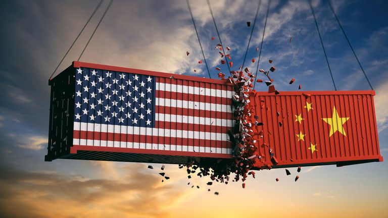 USA uvalili na Čínu vysoké clá