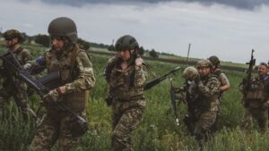 Zapojme viac žien, aby sme uvoľnili mužov z prvej línie – ukrajinský podpredseda vlády