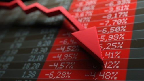 Najbohatší na svete strácajú za deň 100 miliárd dolárov – Bloomberg