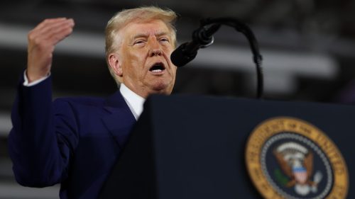 Trump tvrdí, že zabránil Rusku v prevzatí Ukrajiny