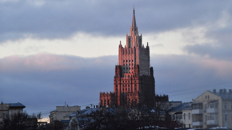 Moskva reaguje na Zelenského hrozby k Dňu víťazstva