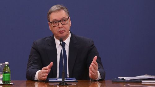 Vicepremiér Srbska očakáva, že Vučić sa napriek chorobe zúčastní moskovskej prehliadky