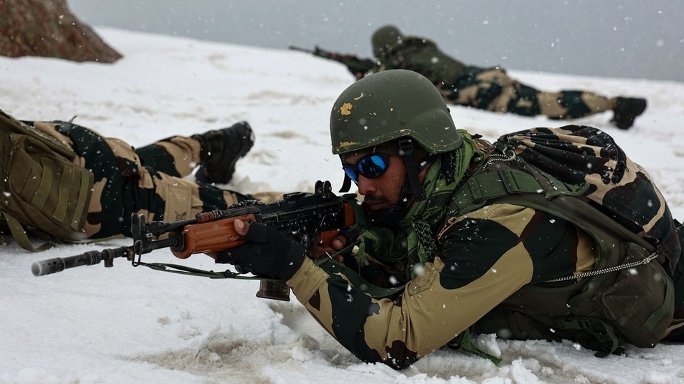 Rusko vyzýva Indiu a Pakistan k zdržanlivosti Rusko vyzýva Indiu a Pakistan k zdržanlivosti