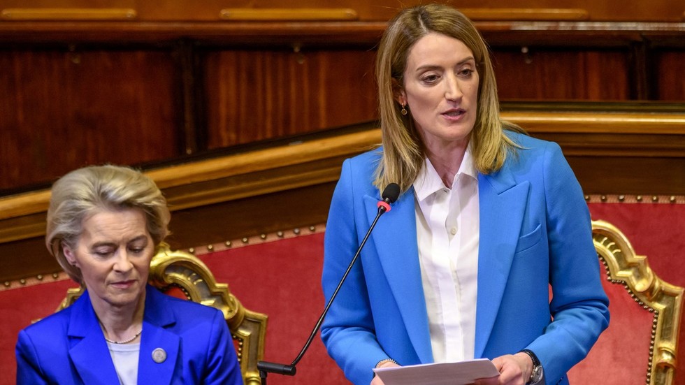 EU parlament pohrozil von der Leyenovej žalobou EU parlament pohrozil von der Leyenovej žalobou