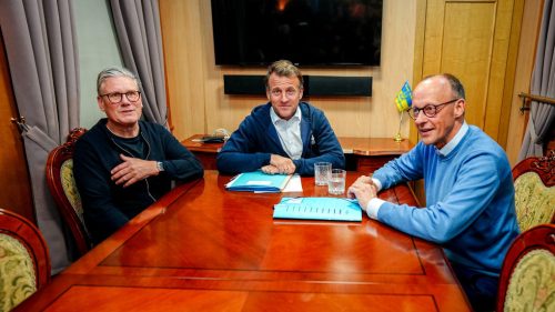 Francúzska vláda odmieta Macronove obvinenia z užívania kokaínu
