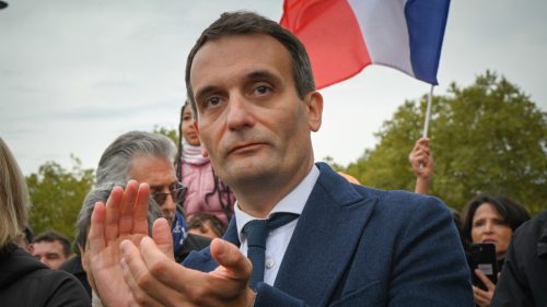 Francúzsky líder strany chváli návrh Moskvy na mierové rozhovory
