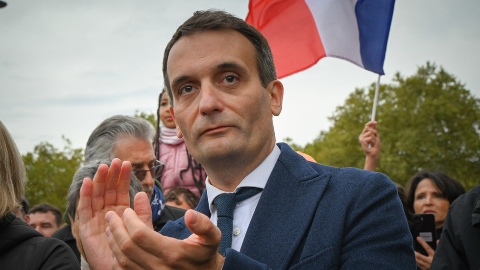 Francúzsky líder strany chváli návrh Moskvy na mierové rozhovory Francúzsky líder strany chváli návrh Moskvy na mierové rozhovory