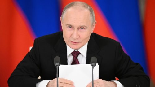 Kremeľ vylučuje Putinovu účasť na mierových rokovaniach o Ukrajine