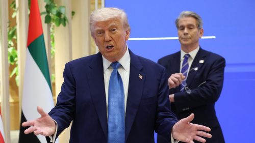 Trump sa chce stretnúť s Putinom „hneď ako to bude možné“