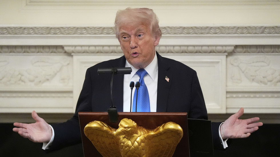 USA nikdy nemali zasahovať na Ukrajine, vyhlásil Trump USA nikdy nemali zasahovať na Ukrajine, vyhlásil Trump
