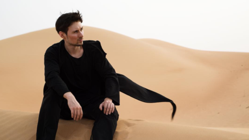 Francúzsko použilo „terorizmus“ a „detskú pornografiu“ na maskovanie politickej agendy, tvrdí Durov