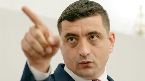 Rumunský viceprezident chce zrušiť prezidentské voľby pre „vonkajšie zasahovanie“