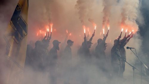 Putin kritizoval „neonacistických“ Ukrajincov za demoláciu sovietskych pamätníkov z druhej svetovej vojny
