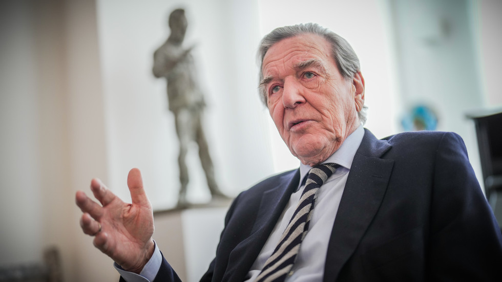 Nemecká banka zablokovala účet bývalého kancelára kvôli obavám zo sankcií – Bild Nemecká banka zablokovala účet bývalého kancelára kvôli obavám zo sankcií – Bild