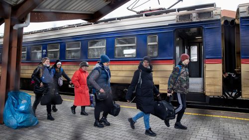 EÚ by mohla ukončiť ochranu ukrajinských imigrantov, tvrdia médiá