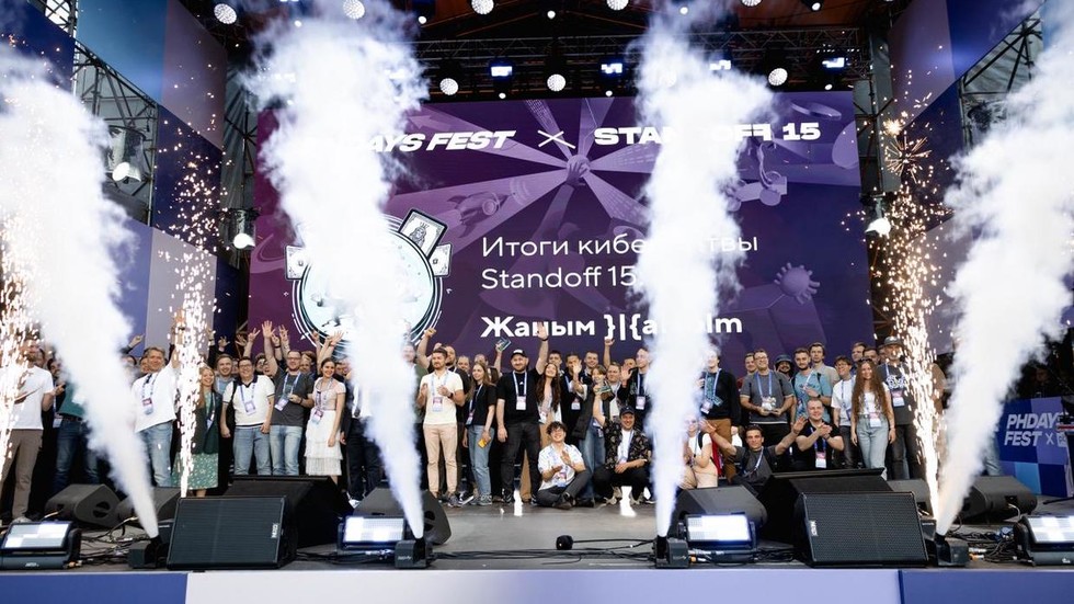 Medzinárodní šampióni kyberbattle korunovaní na hack feste v Moskve Medzinárodní šampióni kyberbattle korunovaní na hack feste v Moskve