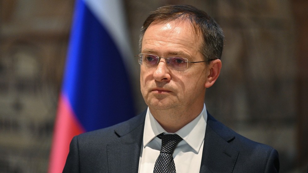 Kremeľ tvrdí, že hrozby pre rodinu hlavného ruského vyjednávača sú „škandalózne“