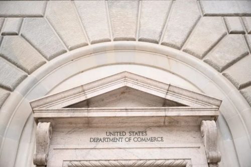 Transformácia amerického Inštitútu pre bezpečnosť umelej inteligencie na Centrum pre štandardy a inovácie v oblasti umelej inteligencie v USA, ktoré je zamerané na inovácie a vedu - WASHINGTON