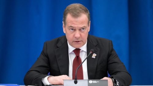 Medvedev nazval ruskú odvetu „nevyhnutnou“