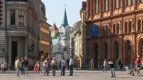 V štáte EÚ zatkli muža za poskytnutie prístupu k ruskej televízii
