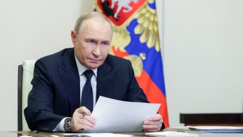 „Nelegitímny kyjevský režim“ sa mení na teroristickú organizáciu, vyhlásil Putin