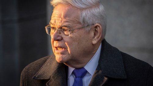 Menendez pôjde do väzenia na 11 rokov za korupciu