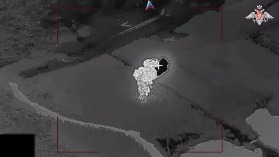 Rusko zaútočilo na ďalšie ukrajinské vojenské výcvikové miesta – MOD (VIDEÁ)