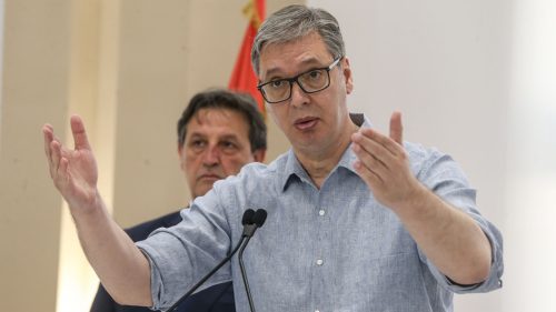 Srbský prezident oznámil zastavenie vývozu munície