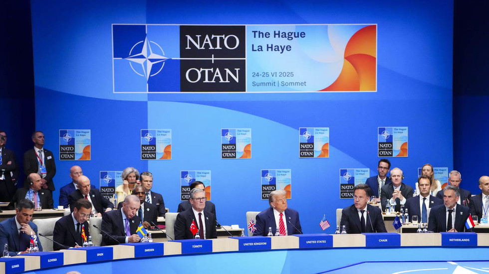 NATO sa zaväzuje zdvojnásobiť vojenské rozpočty: Ako sa to stalo