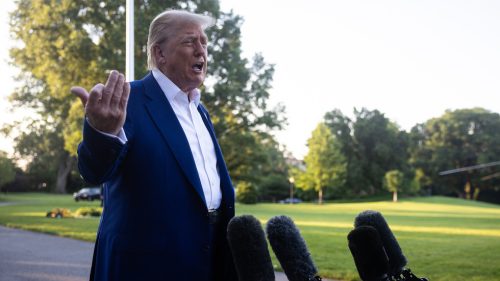 Trump označil summit NATO za „skvelý“