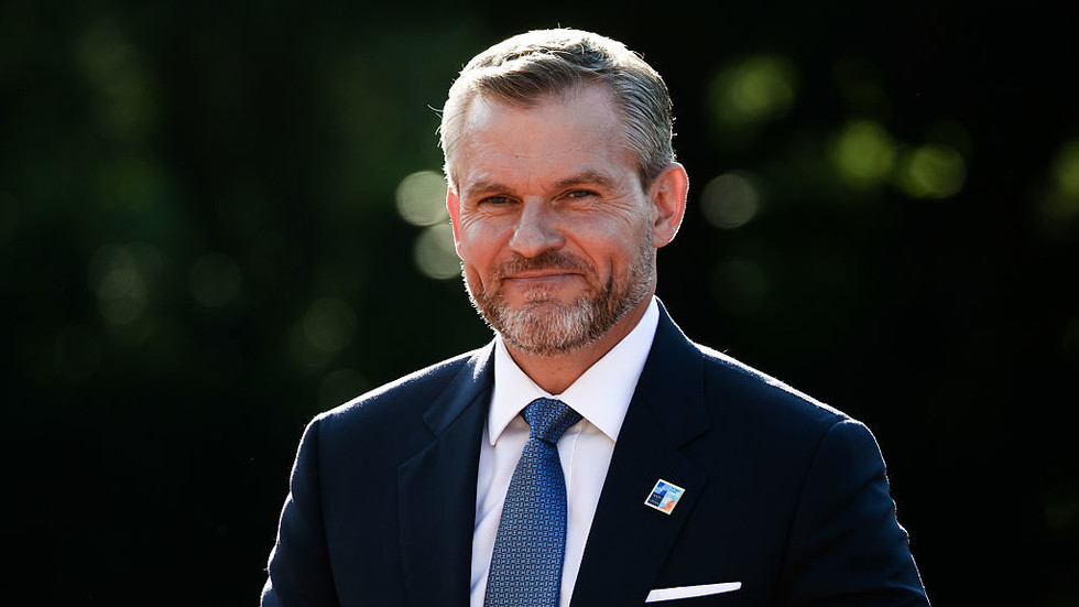 Prezident štátu EÚ vyzval ostatné členské štáty, aby rokovali s Ruskom Prezident štátu EÚ vyzval ostatné členské štáty, aby rokovali s Ruskom