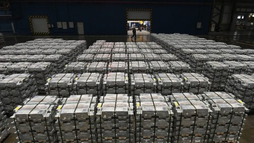 Čína zvyšuje nákupy ruských kovov, informuje Bloomberg