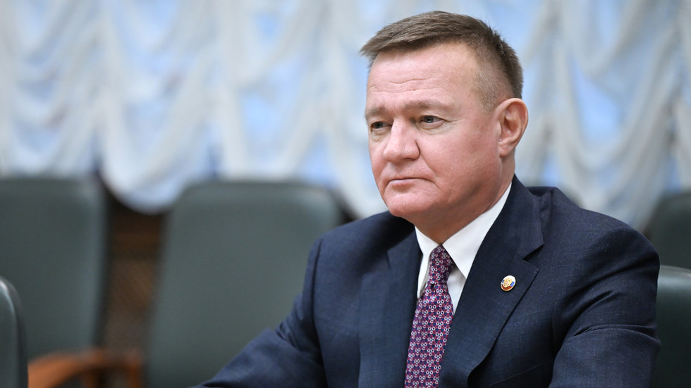 Odvolaný ruský minister dopravy bol nájdený mŕtvy, pravdepodobne spáchal samovraždu niekoľko hodín po odvolaní