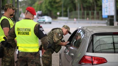 Poľsko nariadilo vojakom vstup na nemecké hranice