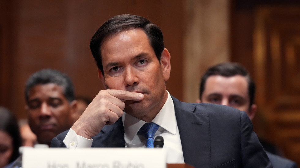 Ministerstvo zahraničných vecí USA je v pohotovosti po tom, čo podvodník použil umelú inteligenciu na napodobnenie Rubia Ministerstvo zahraničných vecí USA je v pohotovosti po tom, čo podvodník použil umelú inteligenciu na napodobnenie Rubia