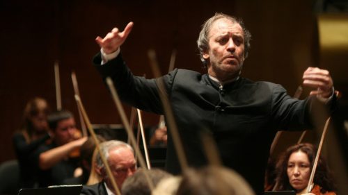 Taliansky guvernér ignoruje výzvy EÚ na zrušenie ruského koncertu