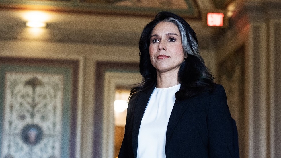 Tulsi Gabbardová vysvetľuje, prečo je boj proti „hlbokému štátu“ pomalý