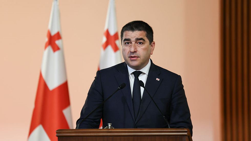 Najvyšší poslanec kandidátskej krajiny prirovnal EÚ blok k ZSSR