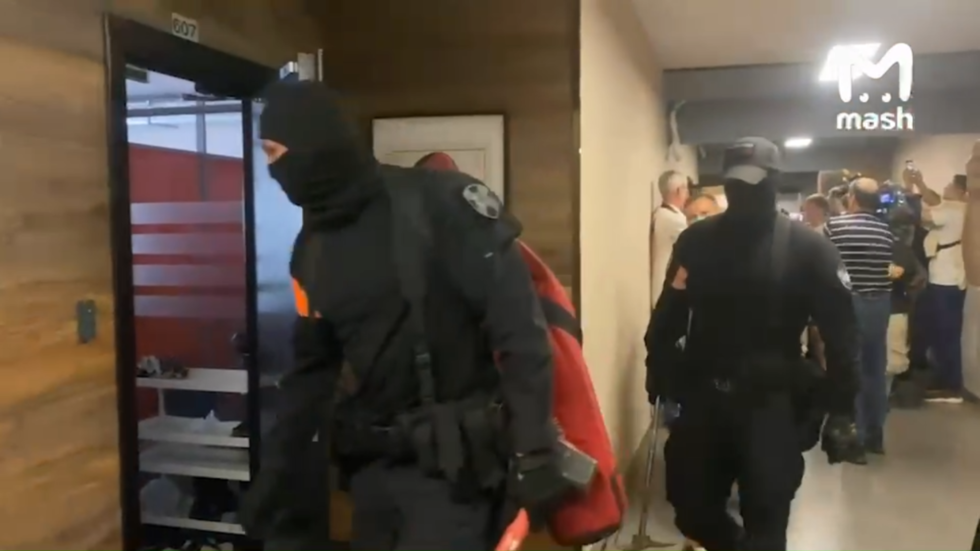 Polícia urobila raziu v kanceláriách popredného ruského Telegramového kanála (VIDEO) Polícia urobila raziu v kanceláriách popredného ruského Telegramového kanála (VIDEO)
