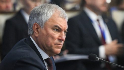 Rusko musí vyhrať, alebo bude zotročené, tvrdí top poslanec