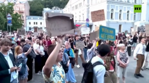 Nové protesty vypukli proti Zelenského zásahu proti protikorupčným agentúram