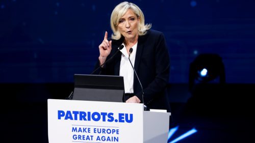 Obchodná dohoda medzi USA a EÚ je „fiasko“ – Le Penová
