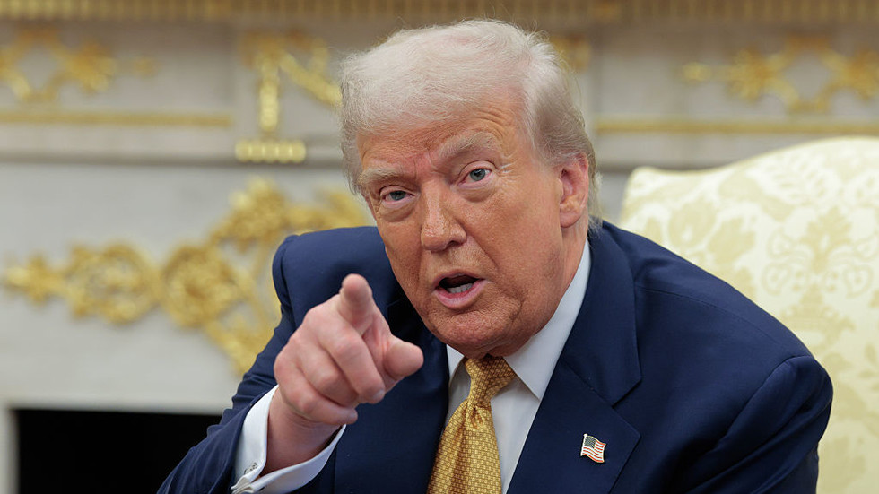 Trump vyslovil novú hrozbu pre Irán z jadrovej energetiky