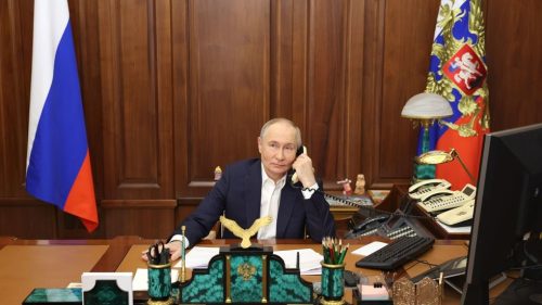 Kremeľ odhalil podrobnosti telefonátu Putina a Netanjahua